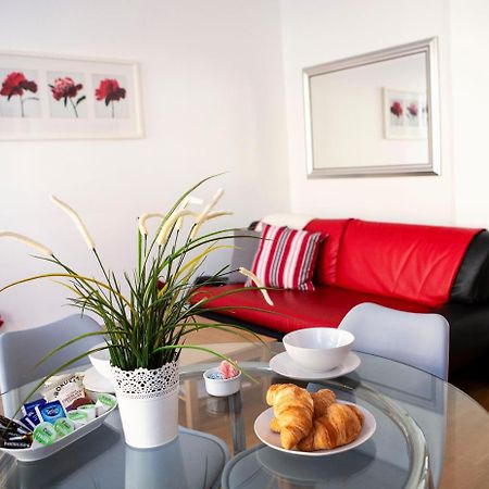 Apt 1, Opera House 2Nd Floor By Indigo Flats London Exterior photo